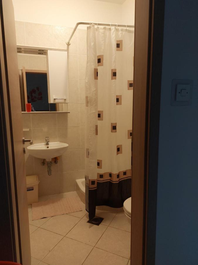 Soba Ana Hotel Cres Exterior photo